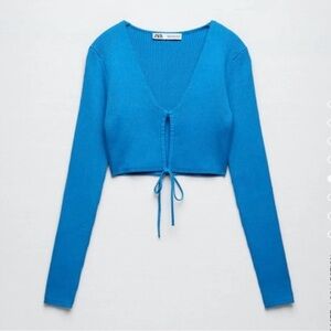 ZARA Cropped Blue Tie Front Sweater Size M